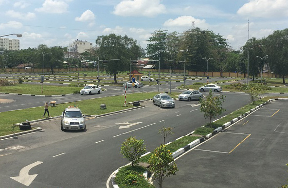 Trang Chủ 2 Học lái xe Bằng B2 tại Cần Thơ