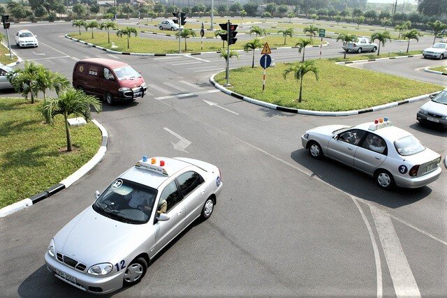 Học Lái Xe Hạng C 2 hoc lai xe B1 Can Tho